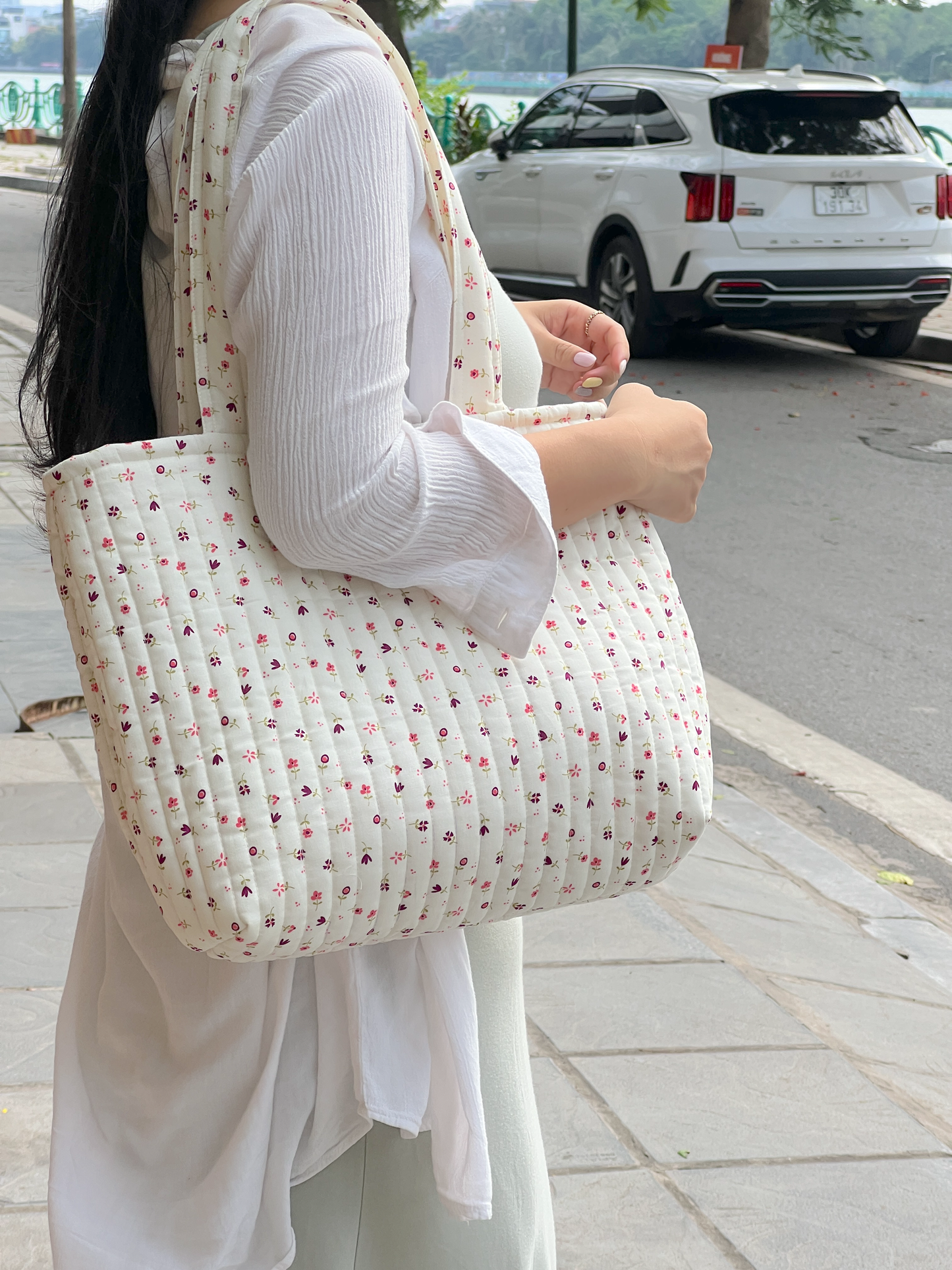 Flower Toss Quilted Tote Bag